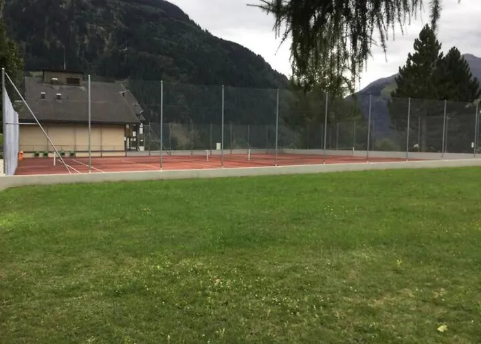 Small Bijoux Disentiserhof Διαμέρισμα